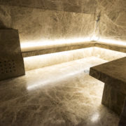 interno bagno turco con illuminazione led